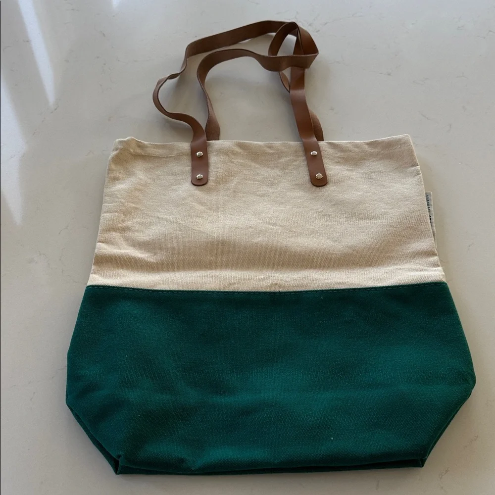 Starbucks Hawaii Stylish Green and Cream Tote Bag New ✨